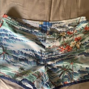 Roxy brand board shorts woman’s size 7 Selling $15